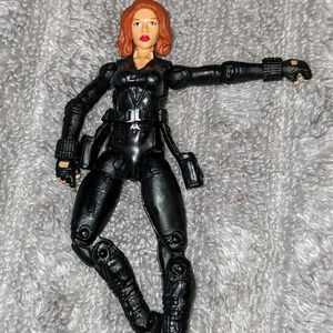 2011 Hasbro Avengers Black Widow Articulated‎ Action Figure